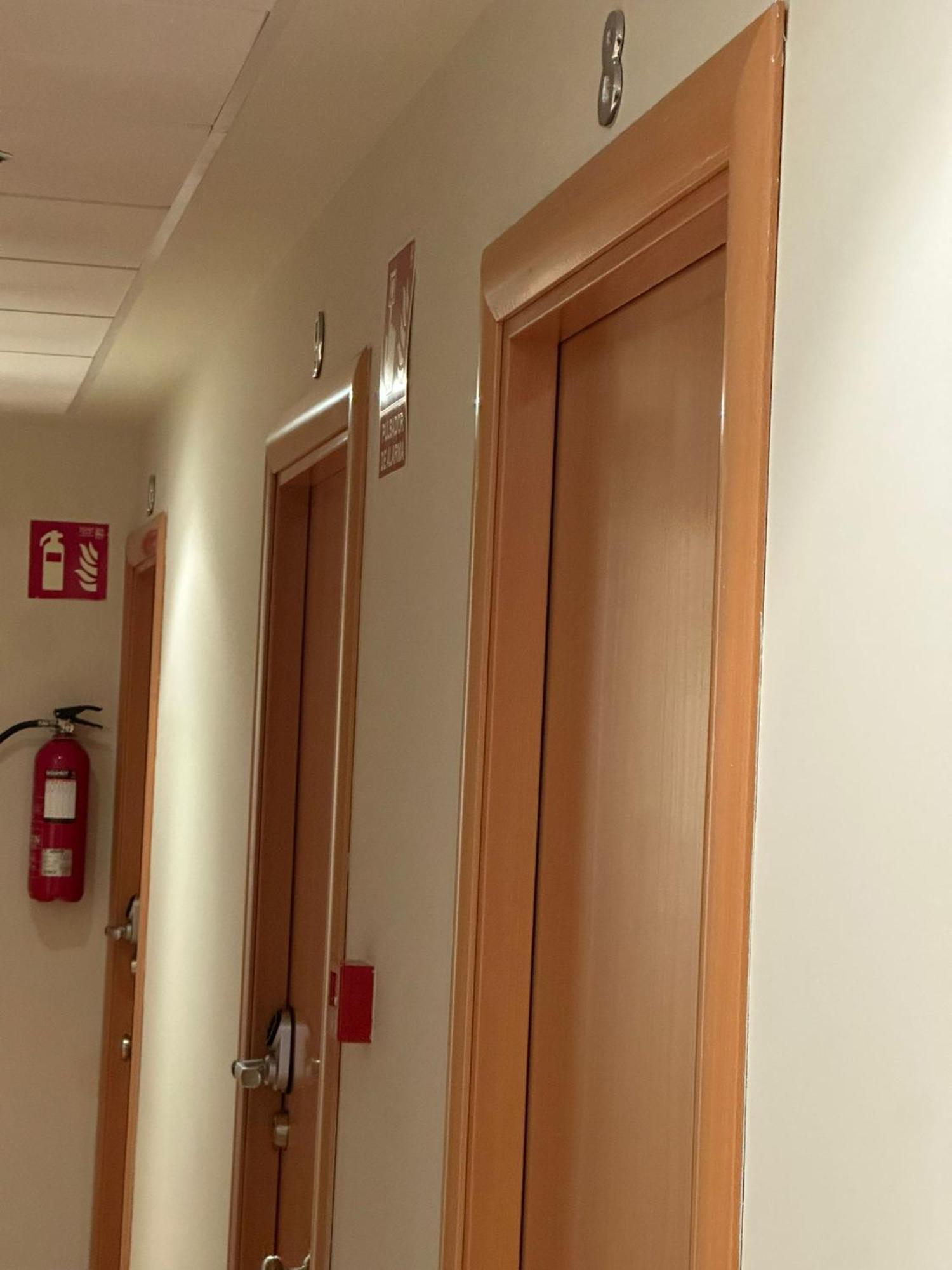 Hostal El Secreto Teruel Luaran gambar